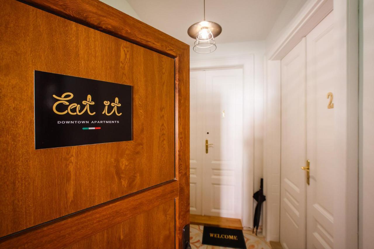 Eat It Cozy Downtown Apartments ออราแด ภายนอก รูปภาพ