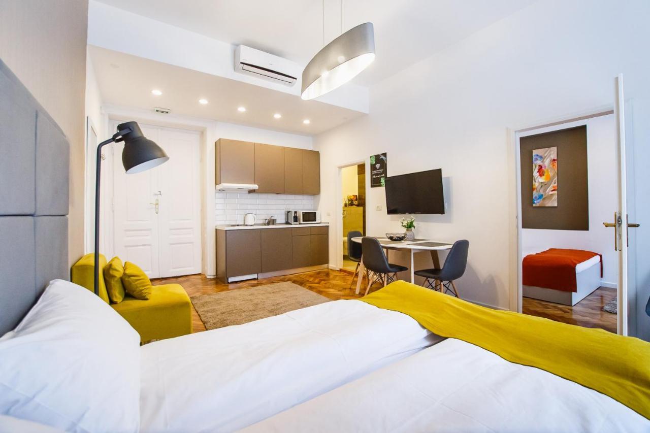 Eat It Cozy Downtown Apartments ออราแด ภายนอก รูปภาพ