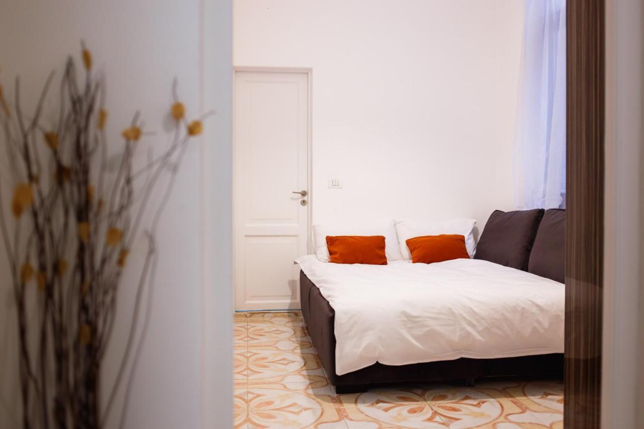 Eat It Cozy Downtown Apartments ออราแด ภายนอก รูปภาพ