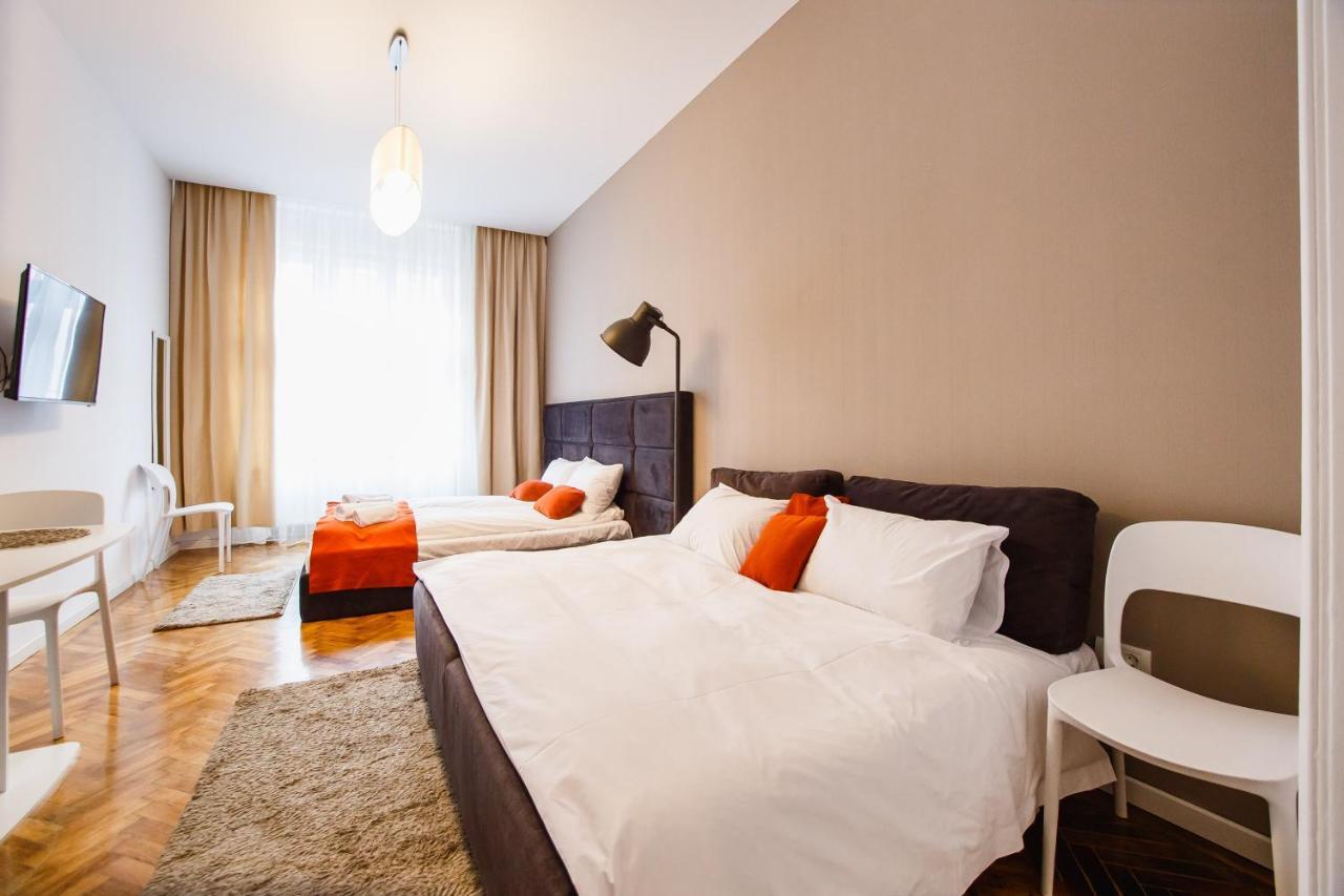Eat It Cozy Downtown Apartments ออราแด ภายนอก รูปภาพ