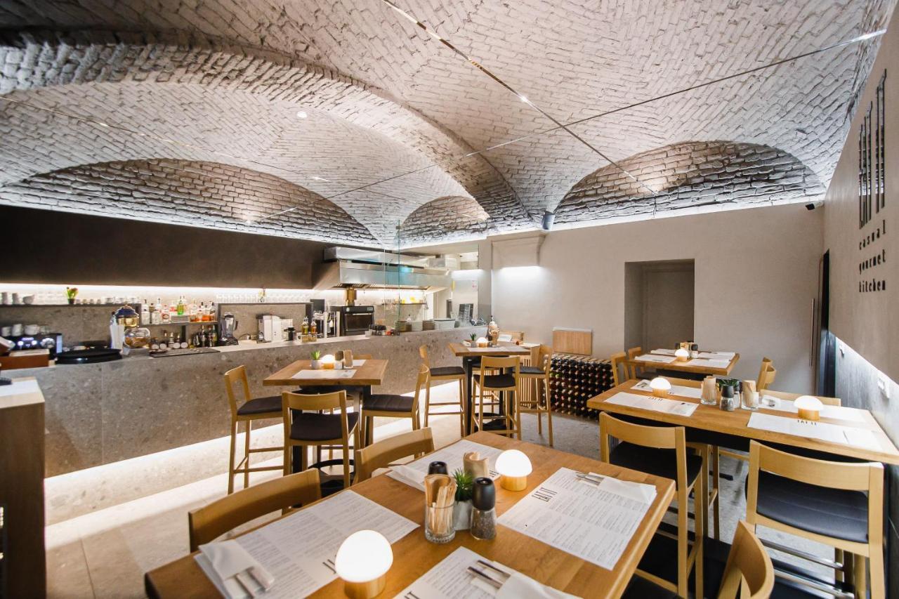 Eat It Cozy Downtown Apartments ออราแด ภายนอก รูปภาพ